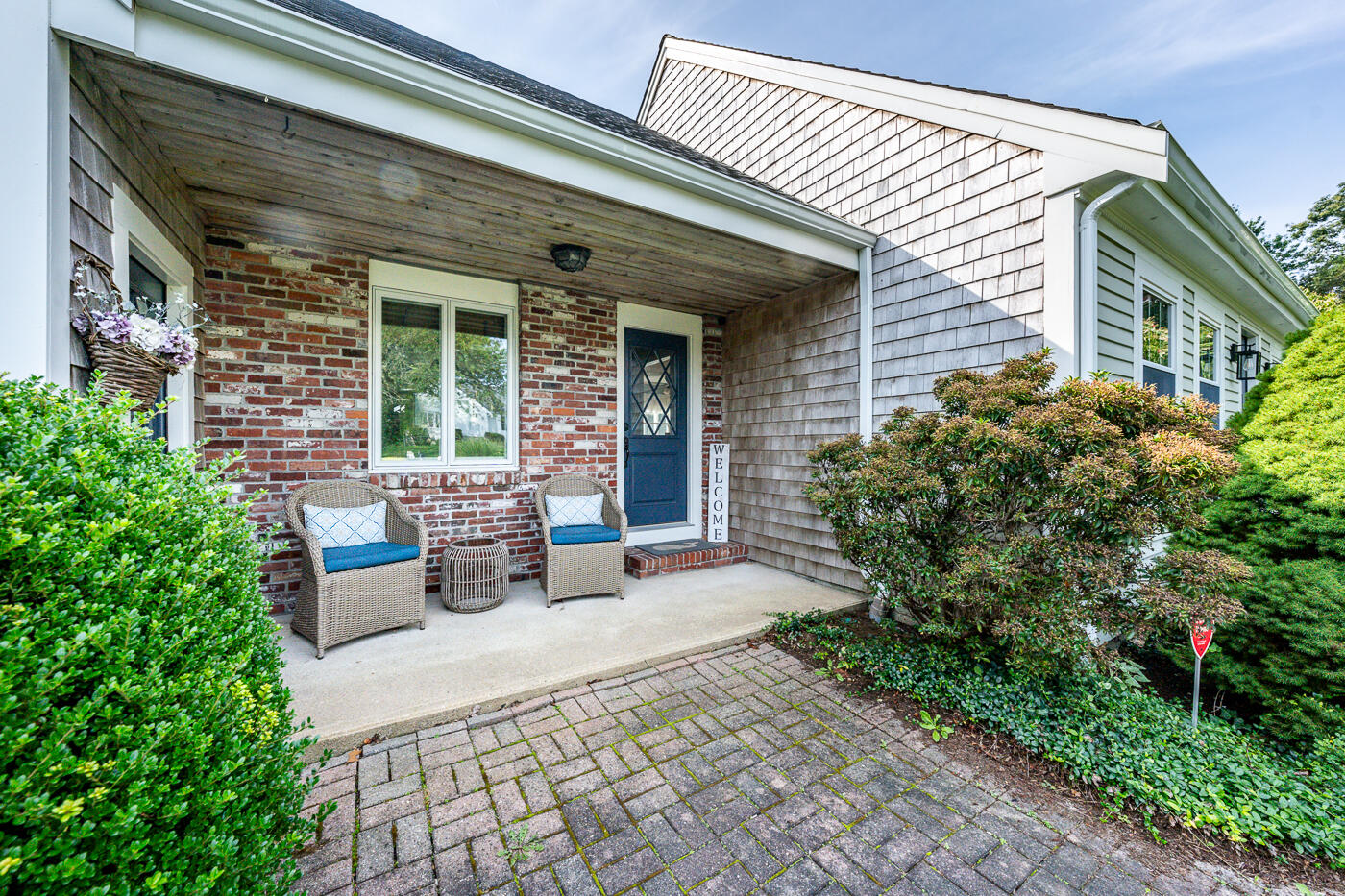 43 Pompano Road Yarmouth Port, MA 02675 - Photo 4 of 38 front sitting area