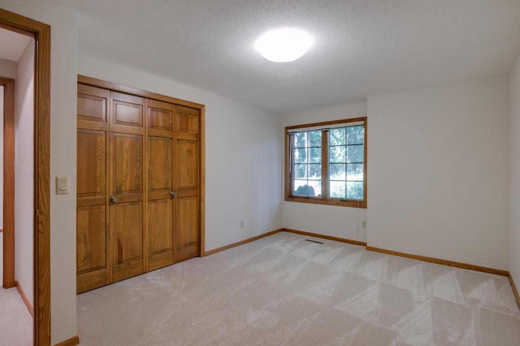 3390 Maplewood Road Wayzata, MN 55391 - Photo 19 of 23 Gallery Image 19