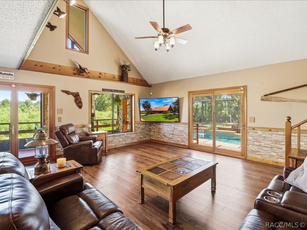 1471 North Lagoon Point Inverness, FL 34453 - Photo 15 of 68