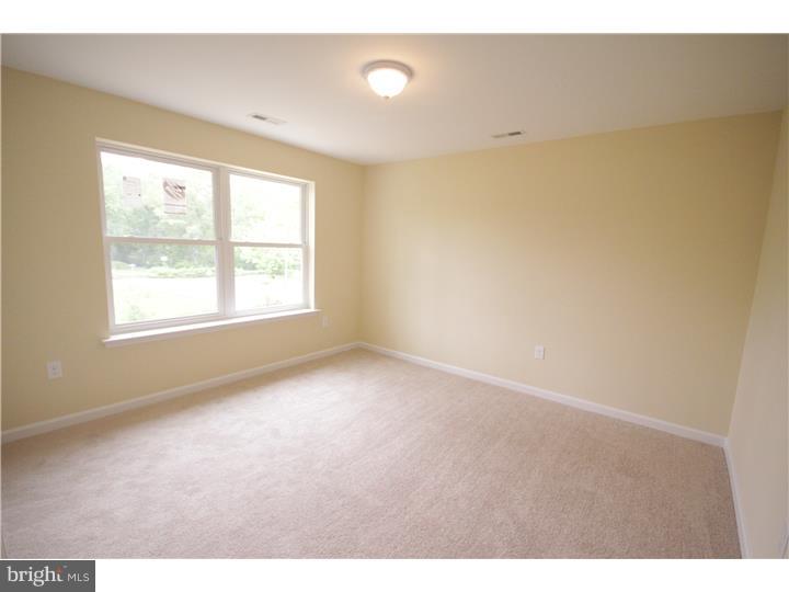 505 Ridge Avenue Hamilton, NJ 08610 - Photo 20 of 22 Bedroom 4