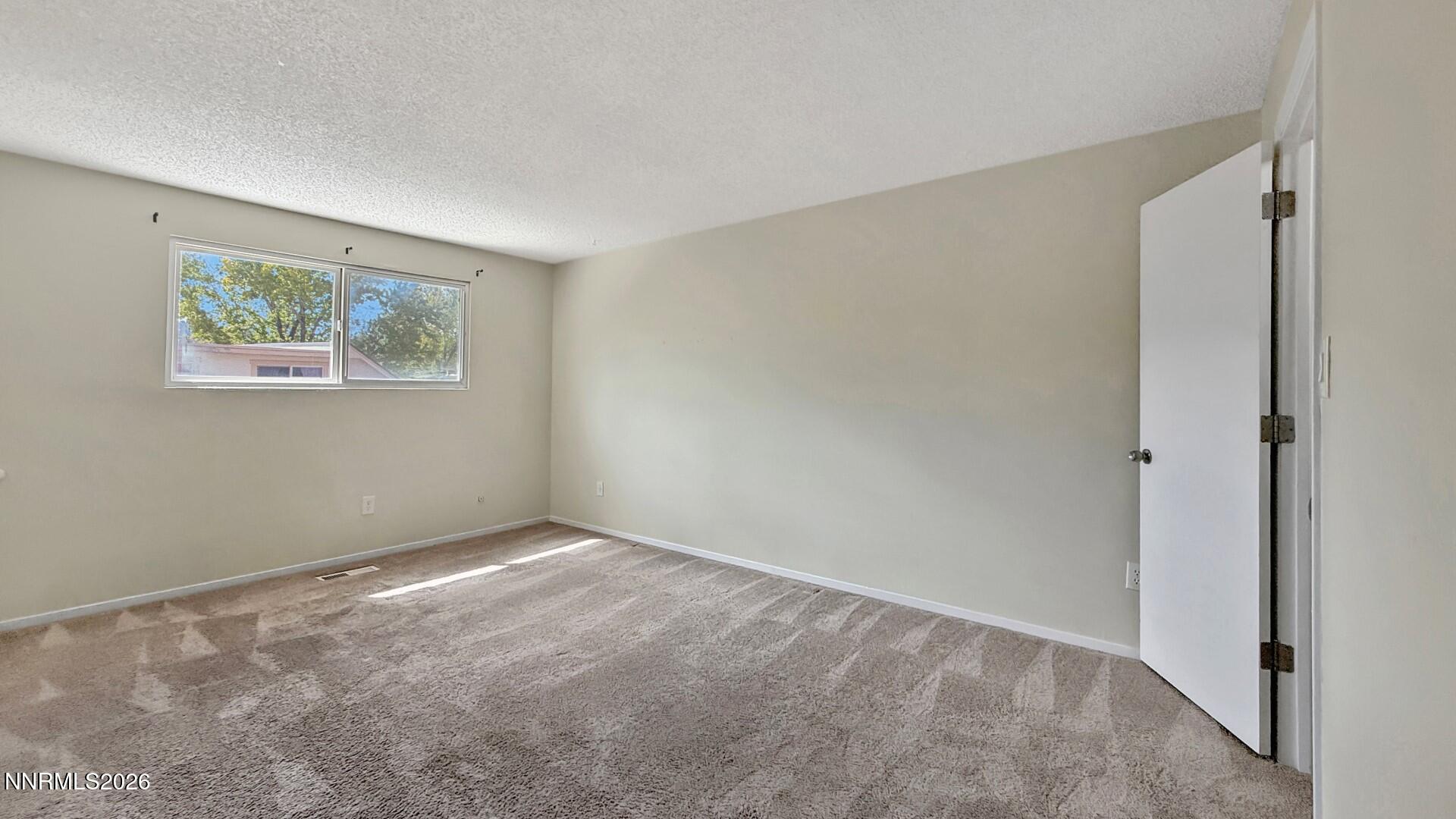 49 Condor Circle Carson City, NV 89701 - Photo 18 of 34 035
