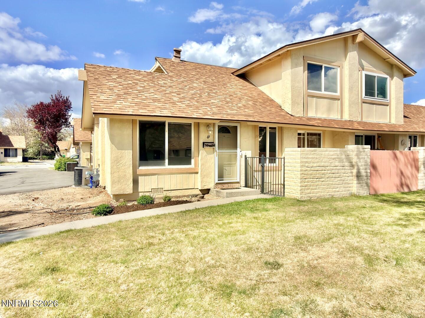 49 Condor Circle Carson City, NV 89701 - Photo 2 of 34 003