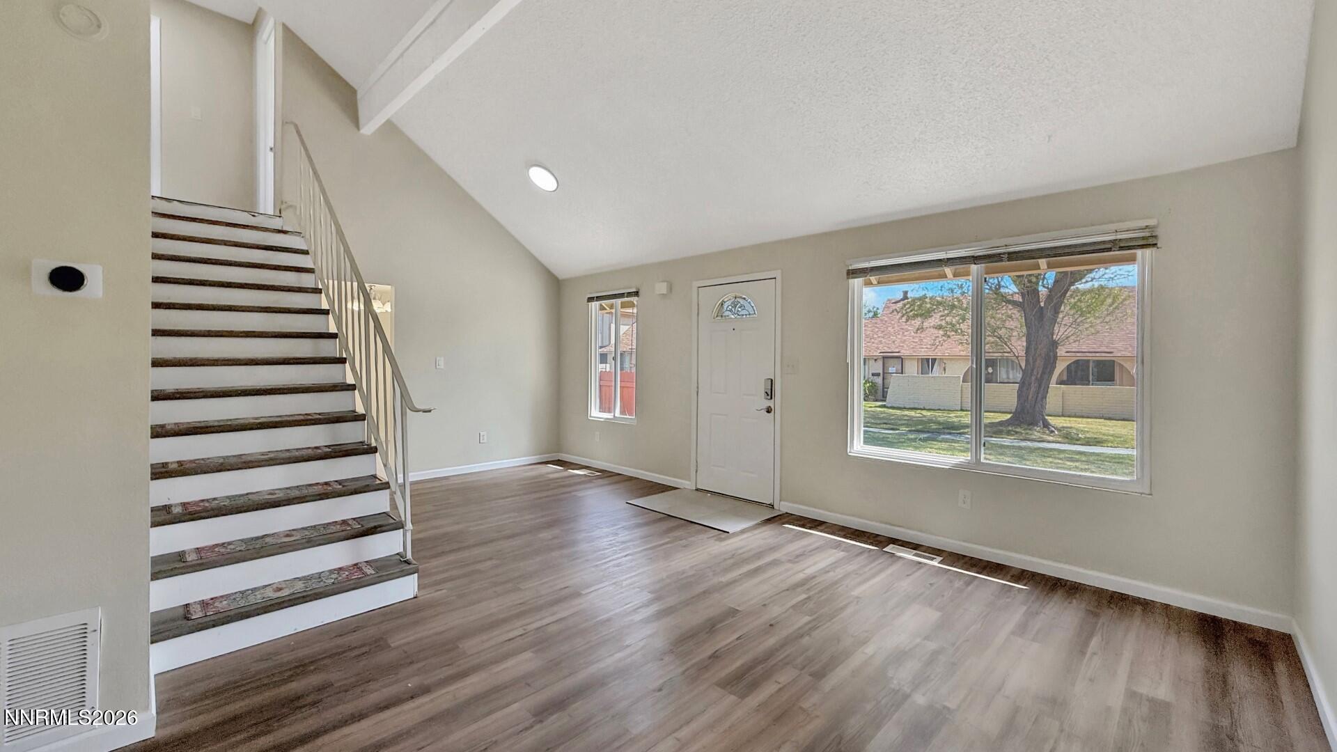 49 Condor Circle Carson City, NV 89701 - Photo 4 of 34 005