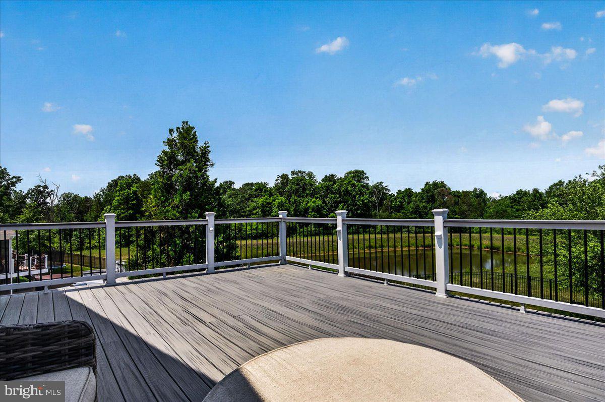 42458 Reservoir Ridge Place Ashburn, VA 20148 - Photo 46 of 80 Upper deck from the Primary Bedroom
