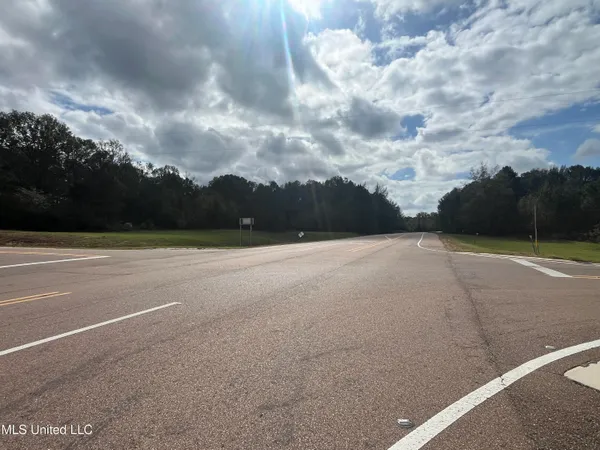 $600,000 | 0 St Thomas Parkway, Bolton, MS 39041