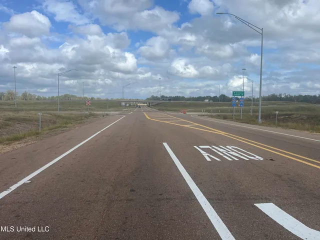 $600,000 | 0 St Thomas Parkway, Bolton, MS 39041