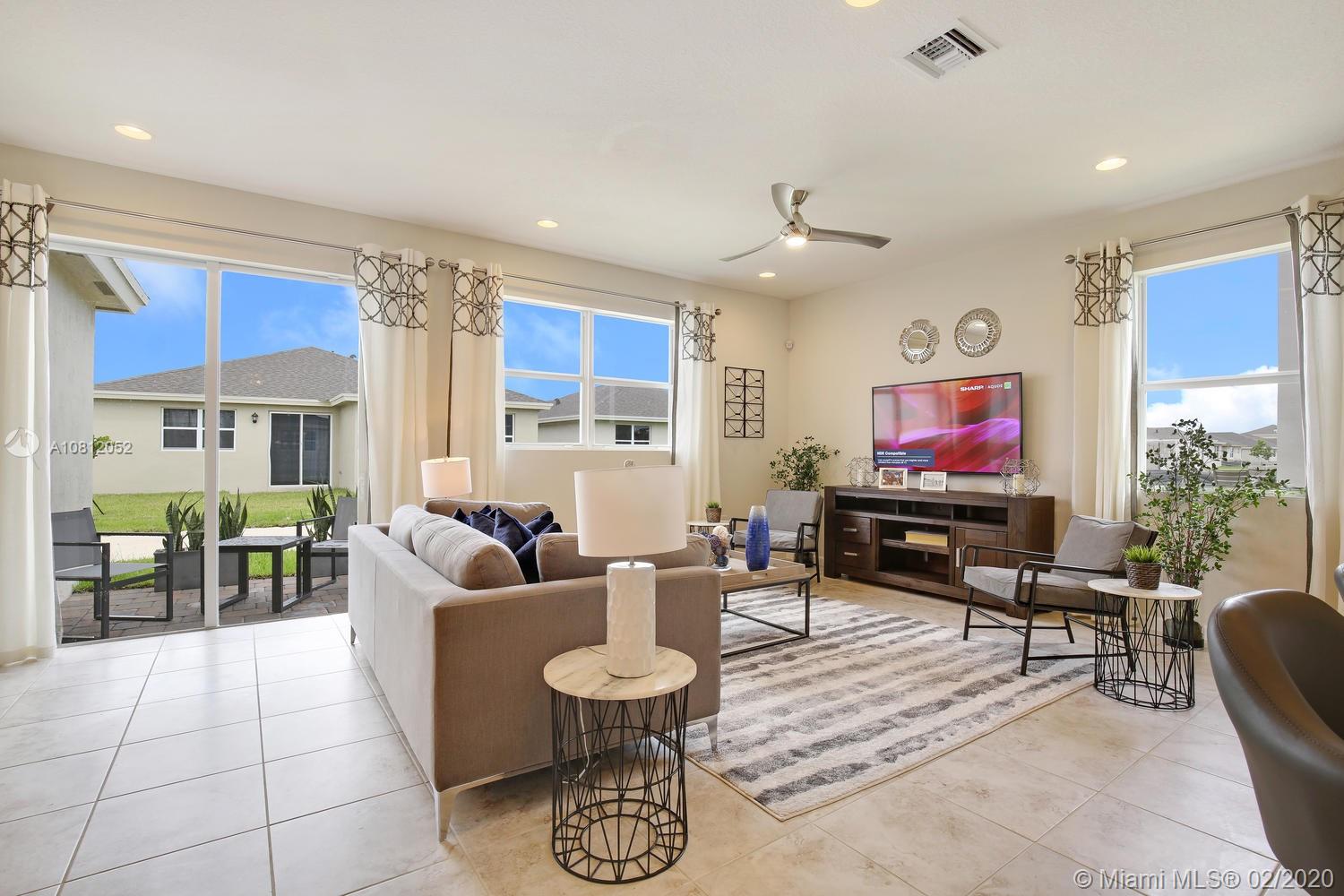 27540 Southwest 135th Ave Road Homestead, FL 33032 - Photo 2 of 13 Gallery Image 2