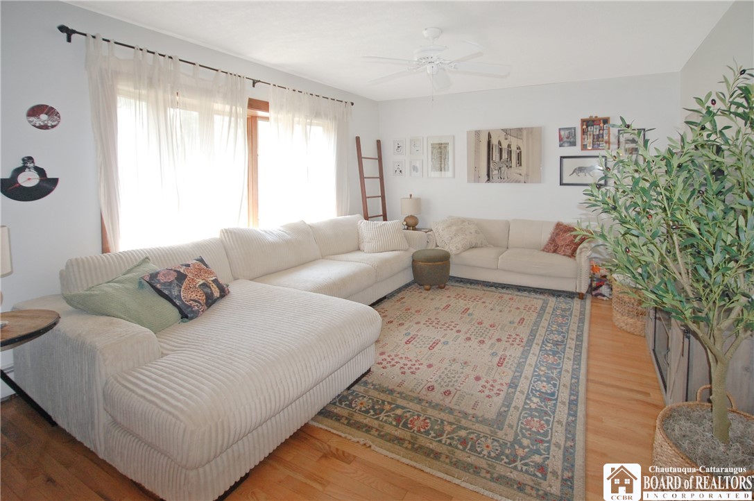 14 Robinson Street Hanover, NY 14136 - Photo 7 of 31 living room