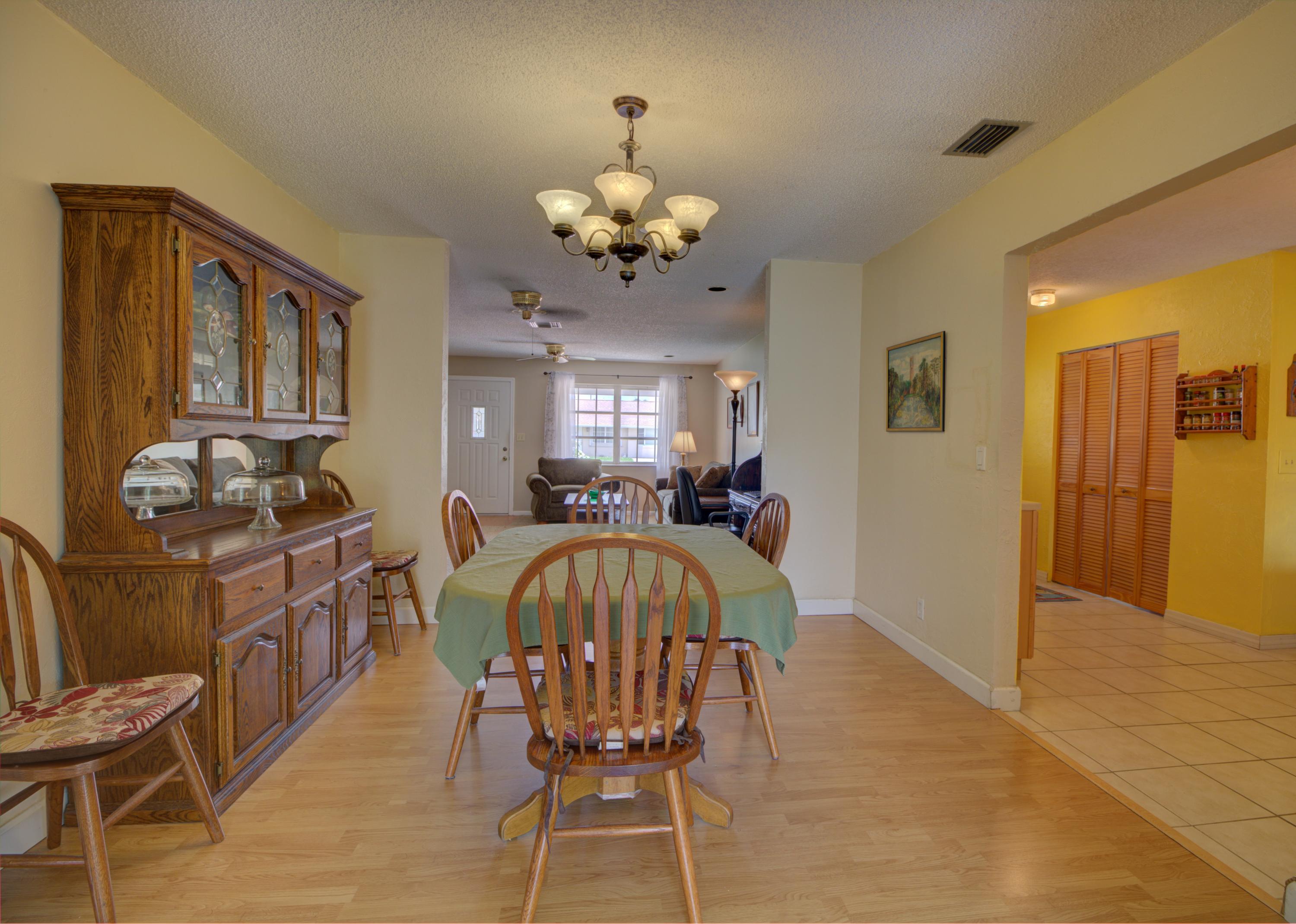 541 Northwest 54th Street Boca Raton, FL 33487 - Photo 5 of 19 dining rm