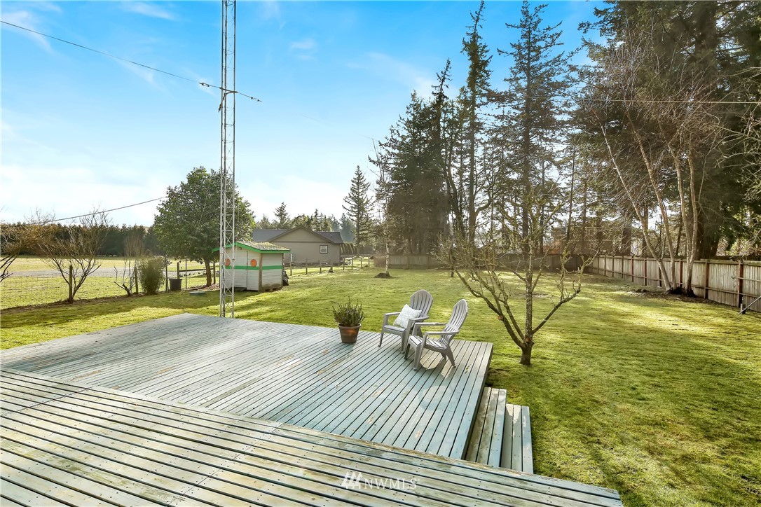 171 East Pole Road Lynden, WA 98264 - Photo 10 of 39 a view of a swimming pool with a patio