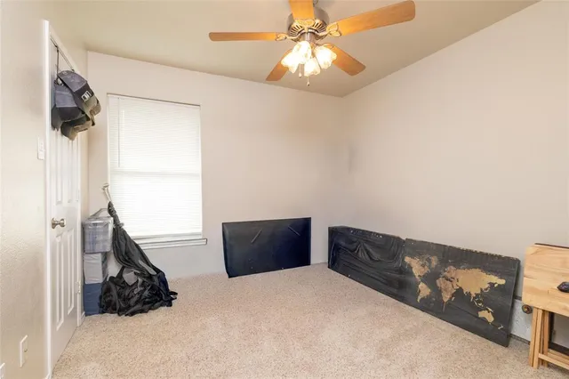 $248,900 | 401 Berryhill Drive, Springtown, TX 76082