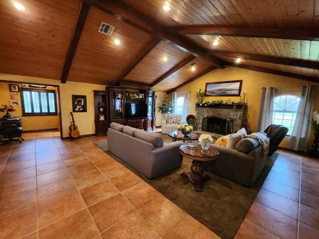 $850,000 | 3723 West Central Avenue, Fresno, CA 93706