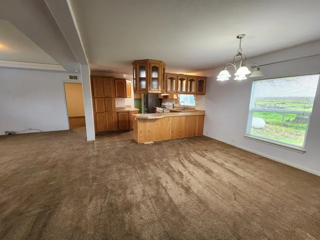 $850,000 | 3723 West Central Avenue, Fresno, CA 93706