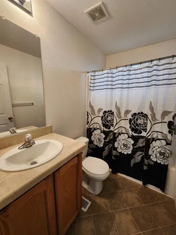 $850,000 | 3723 West Central Avenue, Fresno, CA 93706