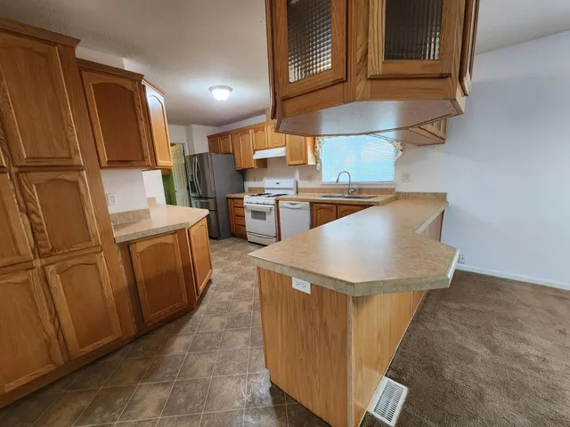 $850,000 | 3723 West Central Avenue, Fresno, CA 93706