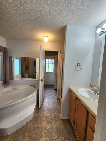 $850,000 | 3723 West Central Avenue, Fresno, CA 93706