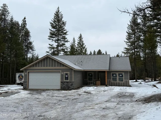 $949,900 | 98 Carbonate Lane, Oldtown, ID 83822