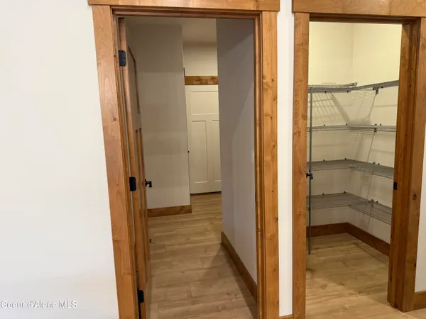 $899,900 | 98 Carbonate Lane, Oldtown, ID 83822