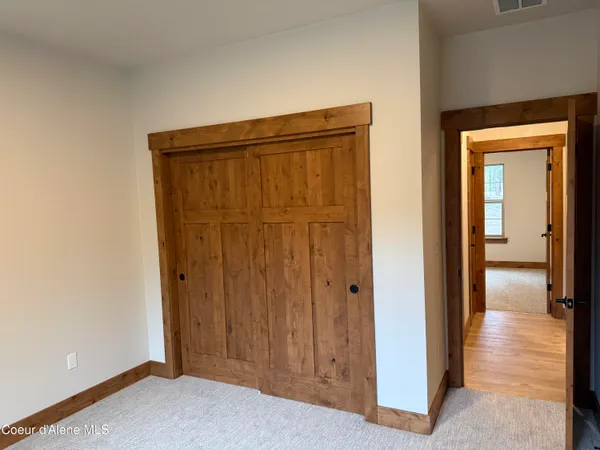 $899,900 | 98 Carbonate Lane, Oldtown, ID 83822