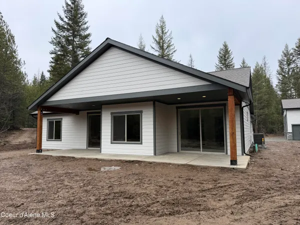 $899,900 | 98 Carbonate Lane, Oldtown, ID 83822