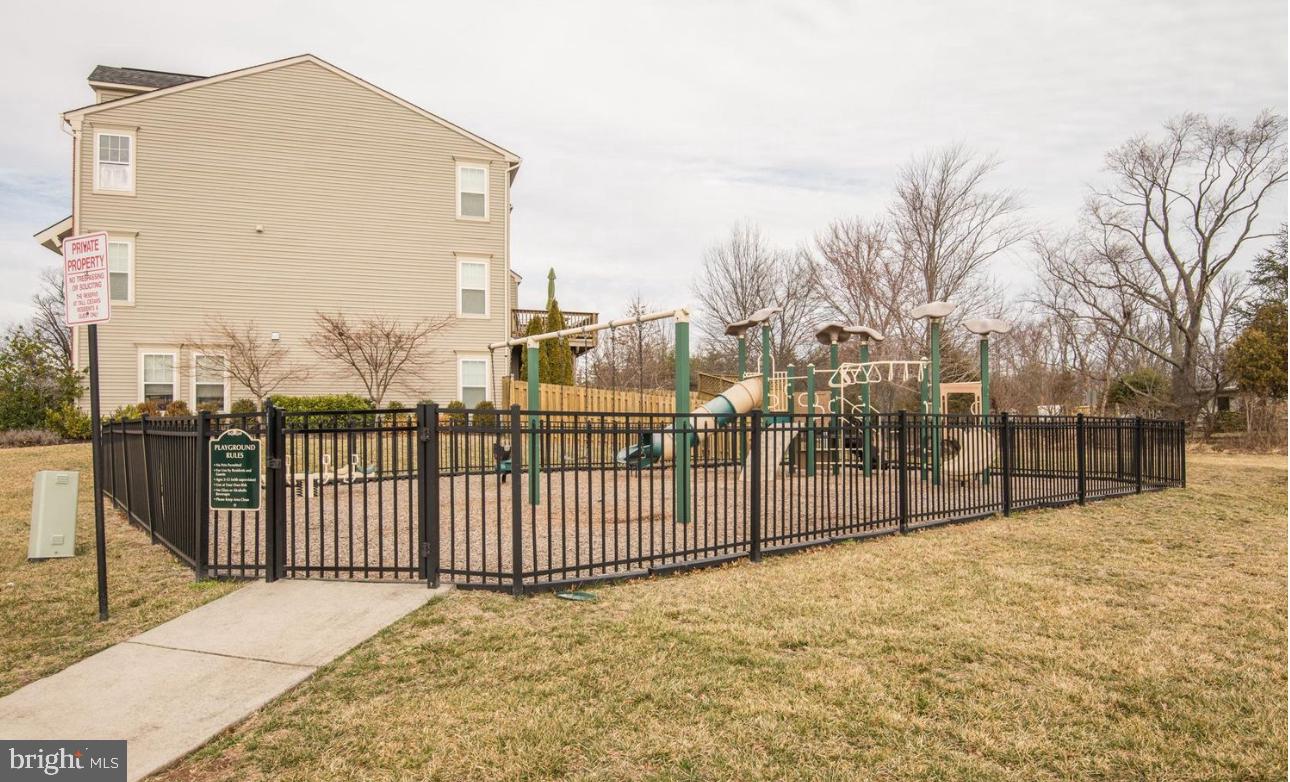 43406 Hopestone Terrace Chantilly, VA 20152 - Photo 19 of 22