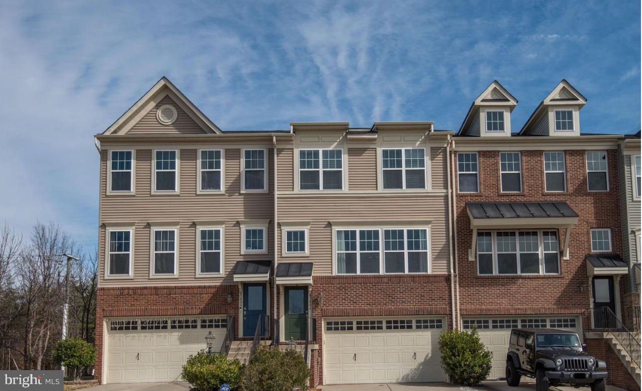 43406 Hopestone Terrace Chantilly, VA 20152 - Photo 2 of 22