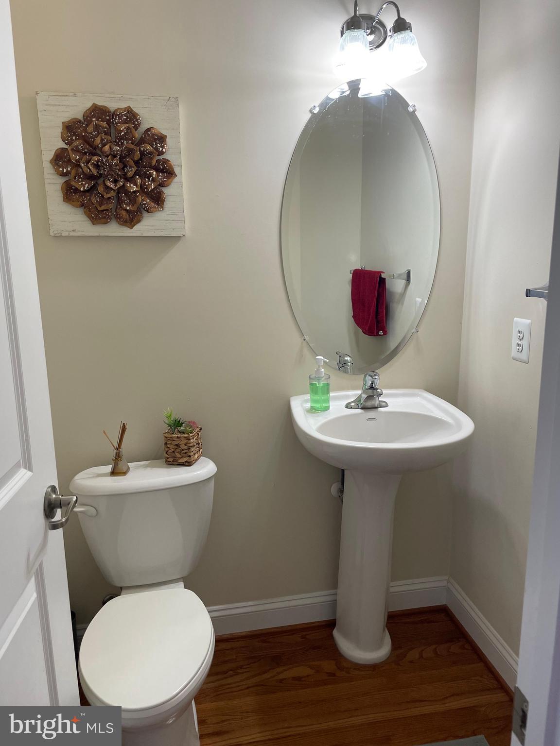 43406 Hopestone Terrace Chantilly, VA 20152 - Photo 9 of 22