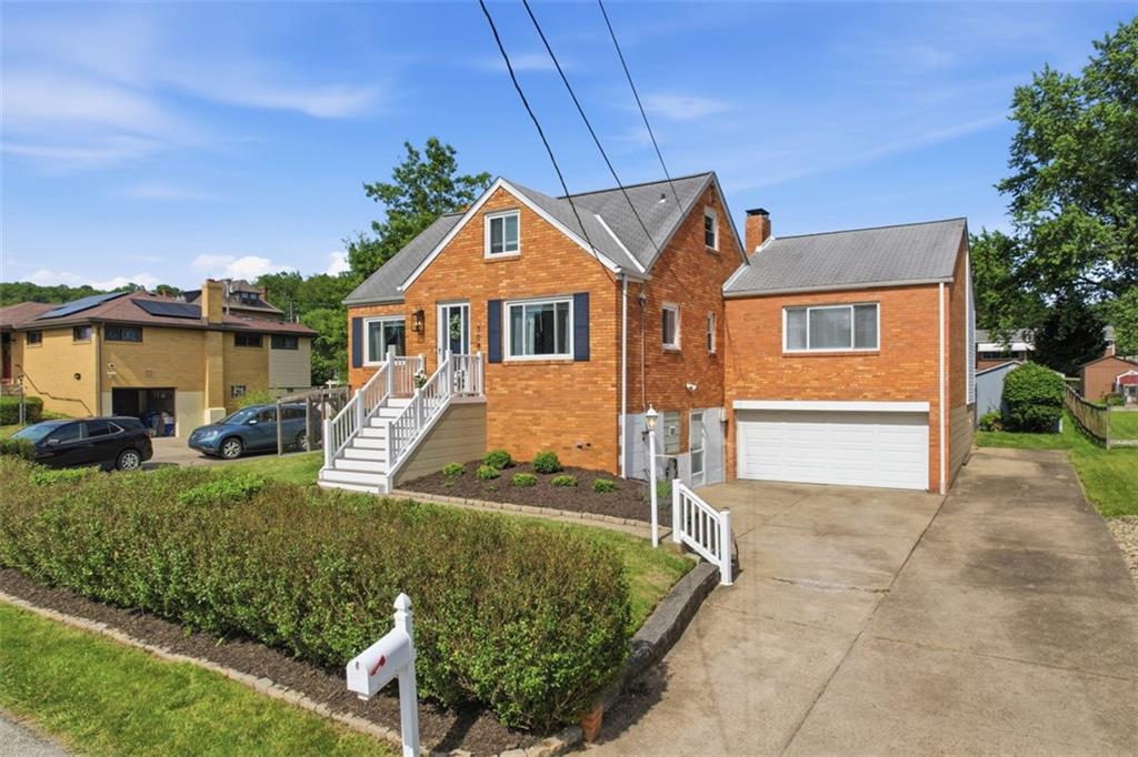 308 Erin Street Pittsburgh, PA 15209 - Photo 2 of 46