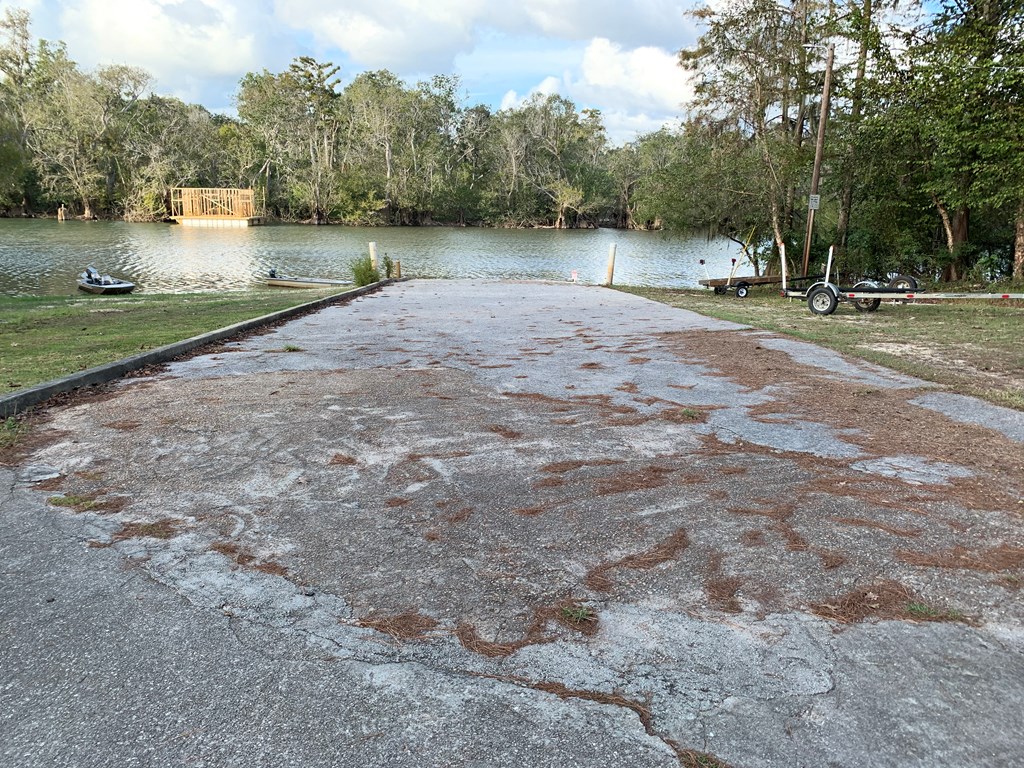 38 Bryant Landing Road Wewahitchka, FL 32465 - Photo 9 of 10
