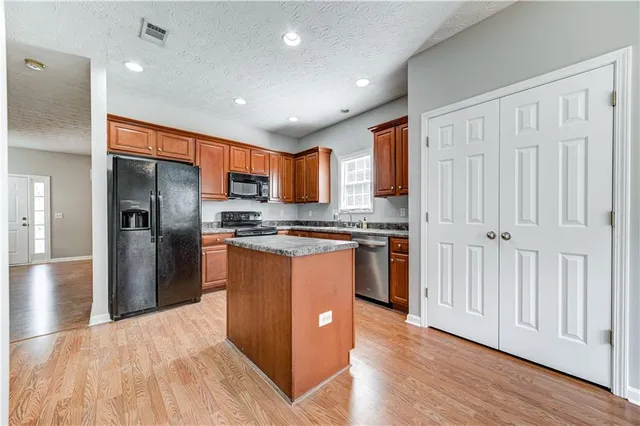 $1,950 | 4768 Sylvan Street, Sugar Hill, GA 30518