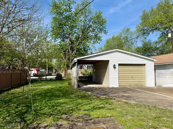 $92,500 | 712 South Virginia Avenue, Marion, IL 62959