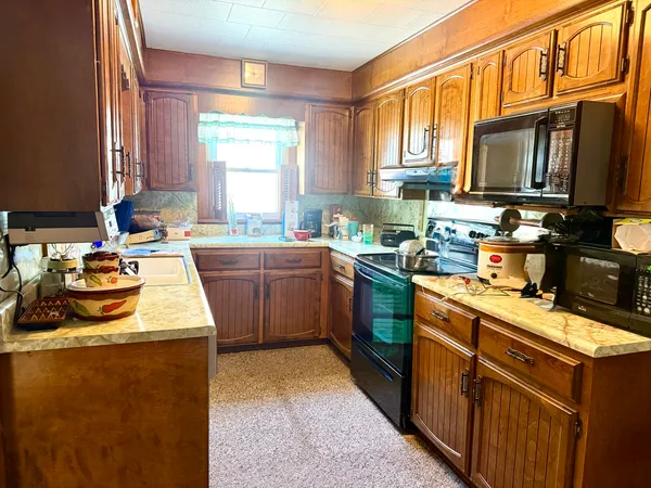 $92,500 | 712 South Virginia Avenue, Marion, IL 62959