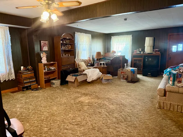 $92,500 | 712 South Virginia Avenue, Marion, IL 62959