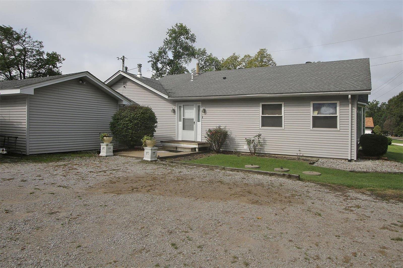 1204 Eiler Road Belleville, IL 62223 - Photo 27 of 37 Gallery Image 27