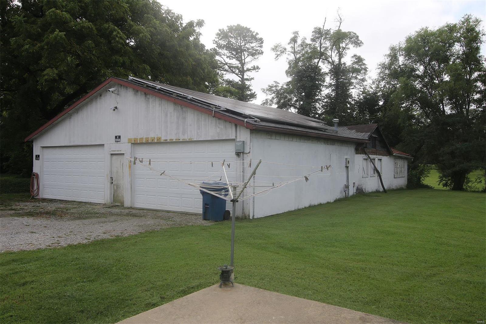 1204 Eiler Road Belleville, IL 62223 - Photo 34 of 37 Gallery Image 34