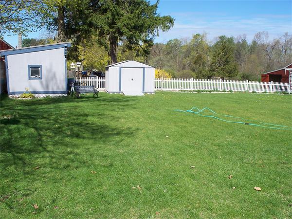 135 Springdale Road Westfield, MA 01085 - Photo 29 of 30 Gallery Image 29