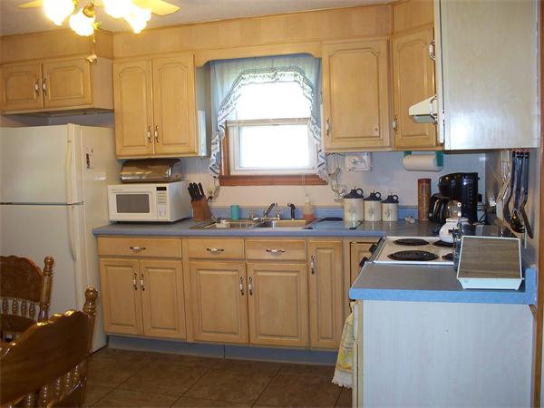 135 Springdale Road Westfield, MA 01085 - Photo 3 of 30 Gallery Image 3