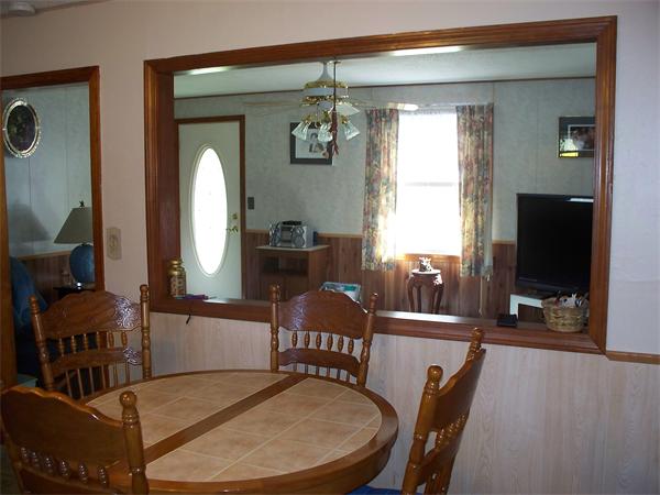 135 Springdale Road Westfield, MA 01085 - Photo 4 of 30 Gallery Image 4