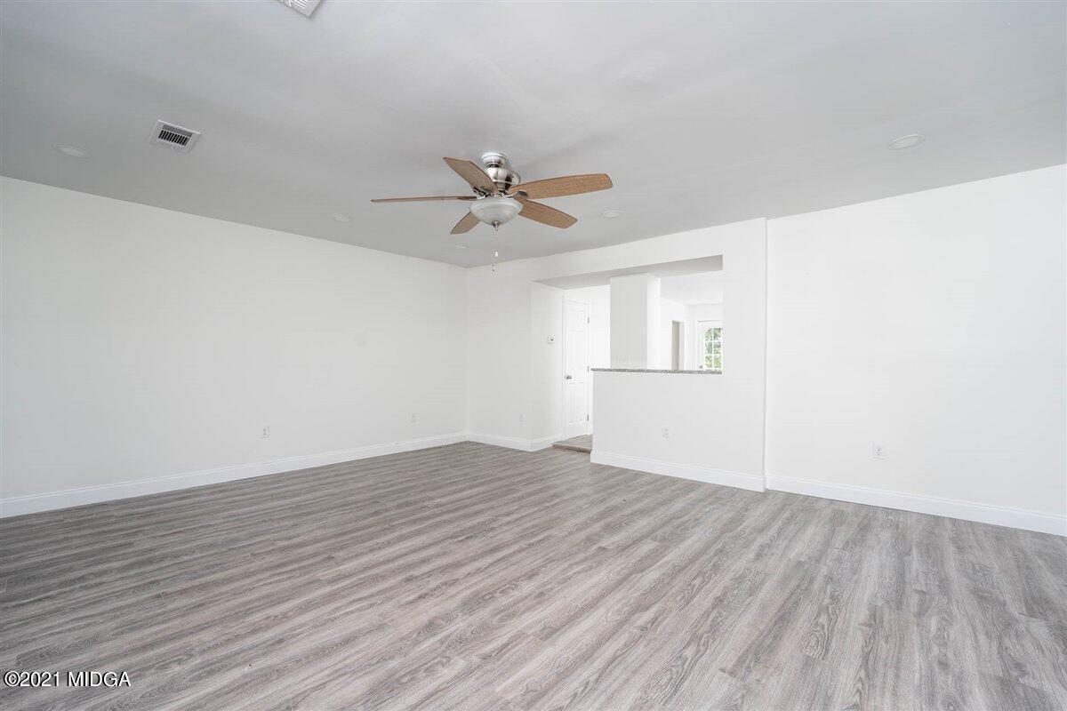 1267 Briarcliff Road Macon, GA 31211 - Photo 6 of 22 07-DSC09202