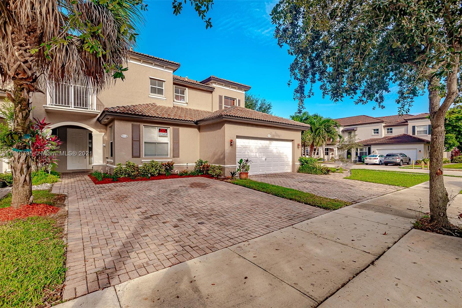 9114 Southwest 152nd Path Miami, FL 33196 - Photo 1 of 33 Gallery Image 1