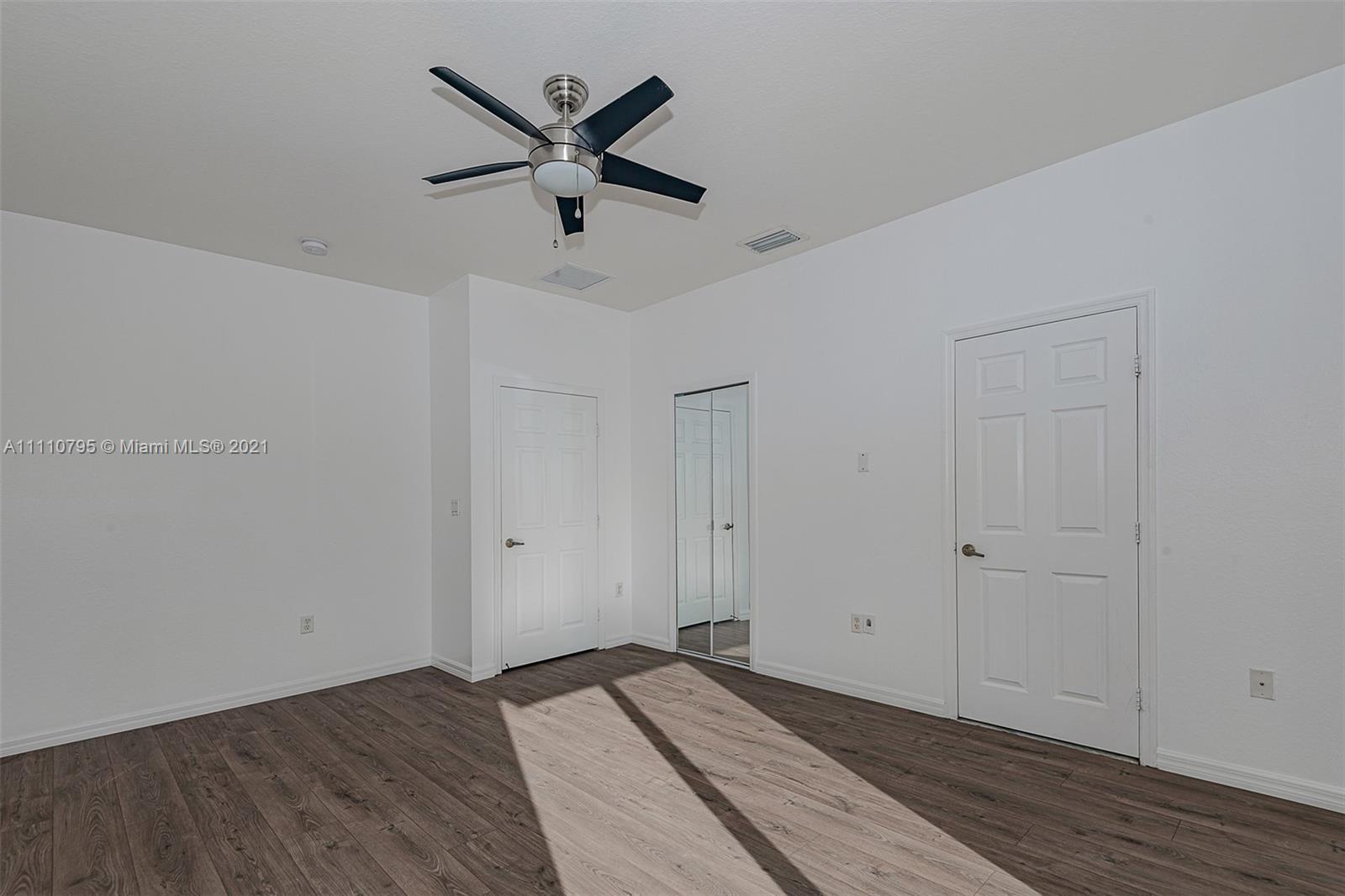 9114 Southwest 152nd Path Miami, FL 33196 - Photo 18 of 33 Gallery Image 18