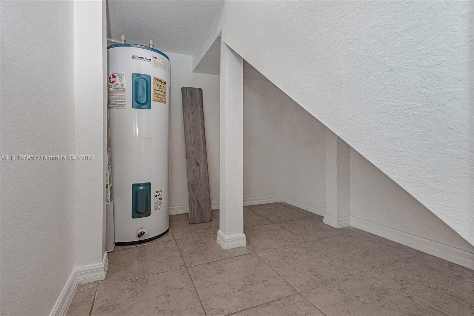 9114 Southwest 152nd Path Miami, FL 33196 - Photo 27 of 33 Gallery Image 27