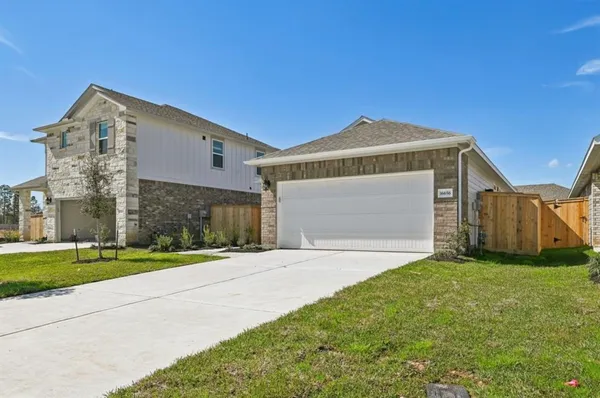 $2,000 | 16656 Sterling Clf Street, Conroe, TX 77302