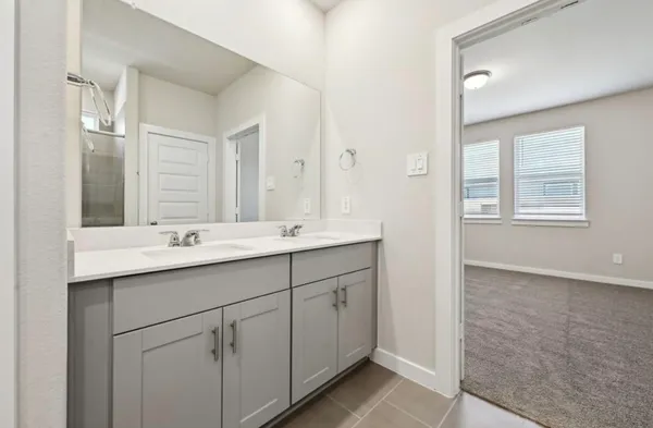 $2,000 | 16656 Sterling Clf Street, Conroe, TX 77302
