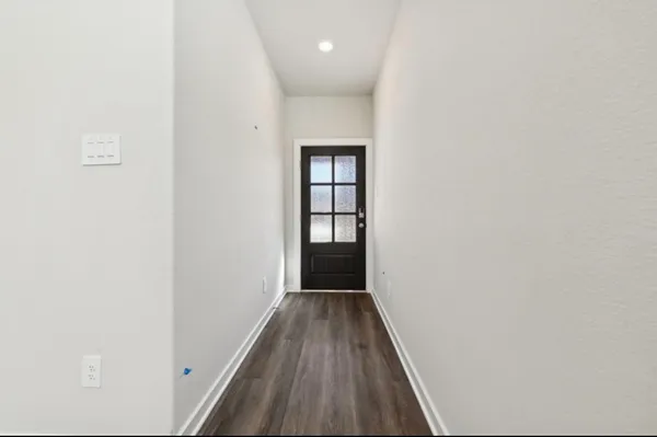 $2,000 | 16656 Sterling Clf Street, Conroe, TX 77302