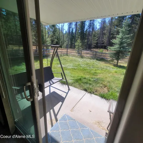 $750,000 | 32647 North Tahoe Drive, Spirit Lake, ID 83869