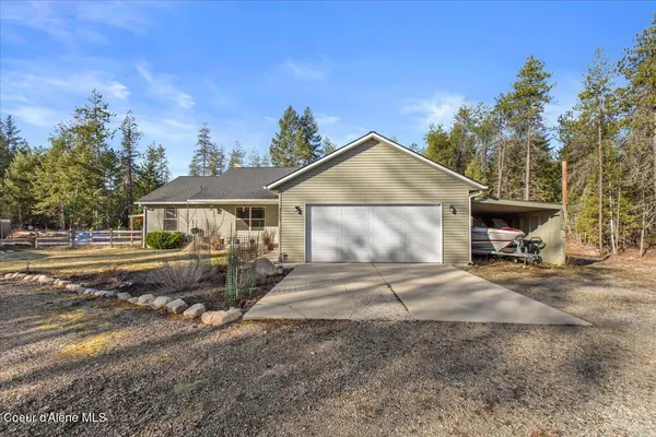 $729,900 | 32647 North Tahoe Drive, Spirit Lake, ID 83869