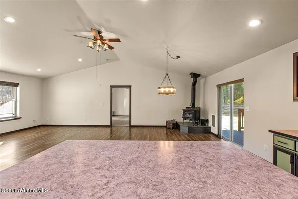 $729,900 | 32647 North Tahoe Drive, Spirit Lake, ID 83869