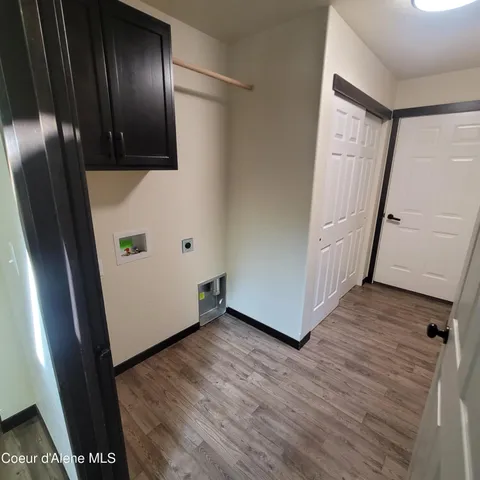 $750,000 | 32647 North Tahoe Drive, Spirit Lake, ID 83869