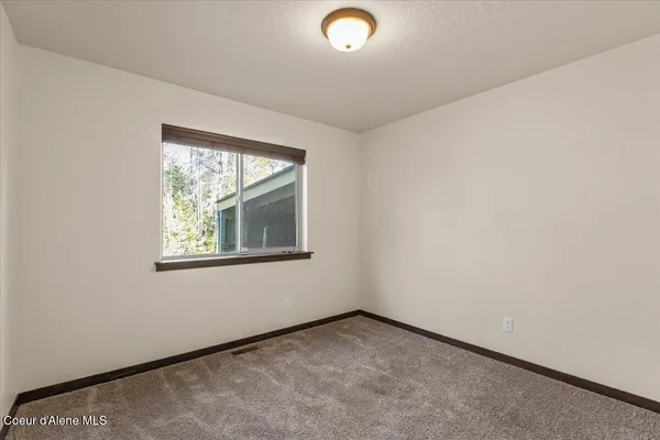 $729,900 | 32647 North Tahoe Drive, Spirit Lake, ID 83869